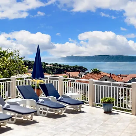 Elegant In Brac With Private Pool *